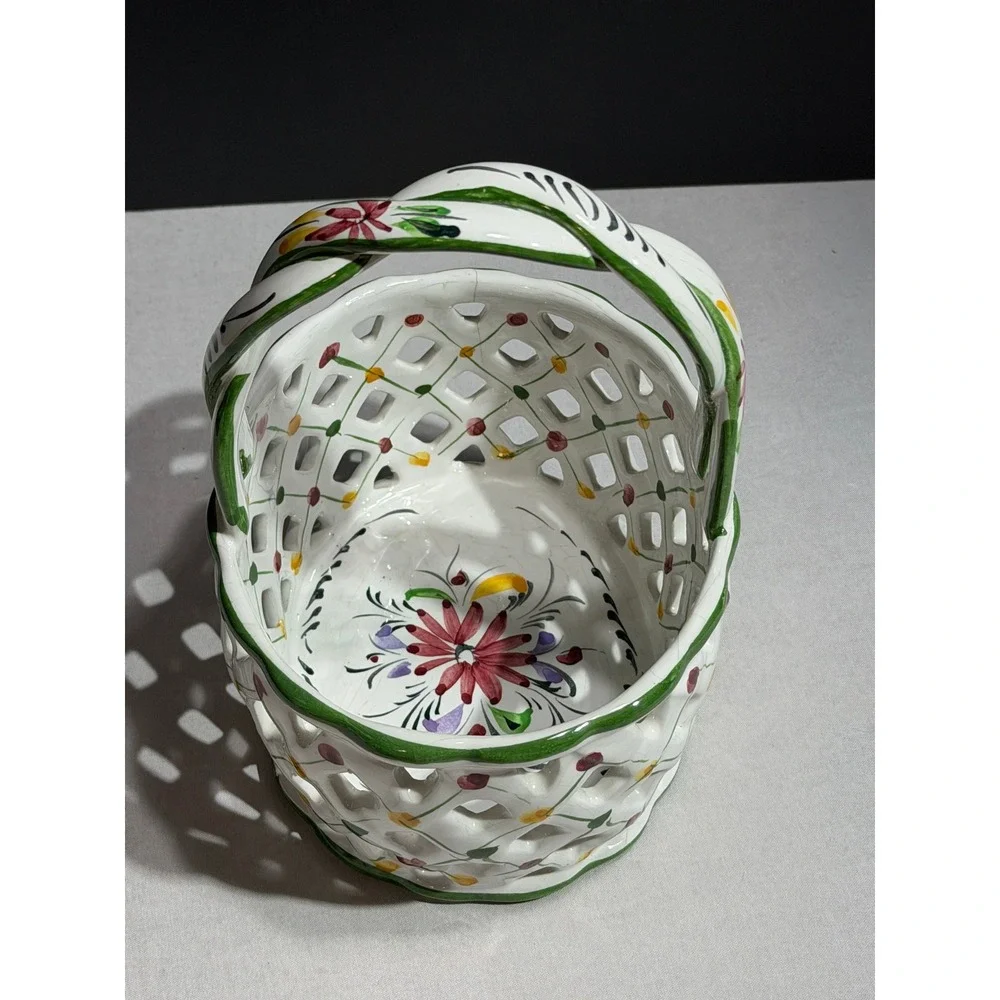 Vintage Hand Painted Portugal Ceramic Reticulated Lattice Floral Basket 406D